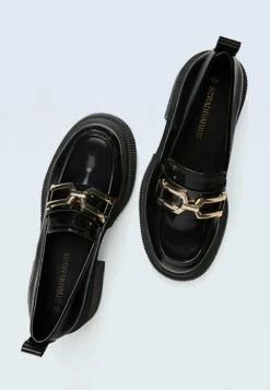 Stradivarius Mokassin - Black 9 Stradivarius Mokassin - Black -Stradivarius Deutschland Verkaufs-Shop 90d074774ae44046b7505e18aaa079bc