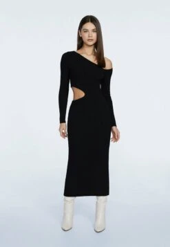 Stradivarius Strickkleid - Black