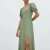 Stradivarius MIDI MIT GESCHNÜRTER RÜCKENPARTIE 07191182 - Freizeitkleid - Light Green