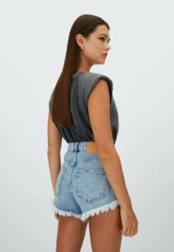 Stradivarius Jeans Shorts - Blue Denim 8 Stradivarius Jeans Shorts - Blue Denim -Stradivarius Deutschland Verkaufs-Shop 91542dee05794e03b64f93fa55608d7f