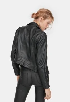 Stradivarius Lederjacke - Black 8 Stradivarius Lederjacke - Black -Stradivarius Deutschland Verkaufs-Shop 91da9b948744458cbdff83fc8e1b707a