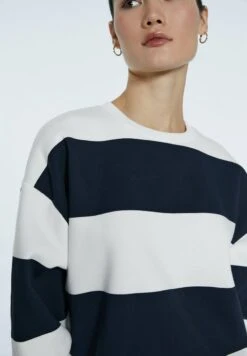 Stradivarius GESTREIFTES - Sweatshirt - Dark Blue 9 Stradivarius GESTREIFTES - Sweatshirt - Dark Blue -Stradivarius Deutschland Verkaufs-Shop 92c71bdd460147648142a553e7fcf151