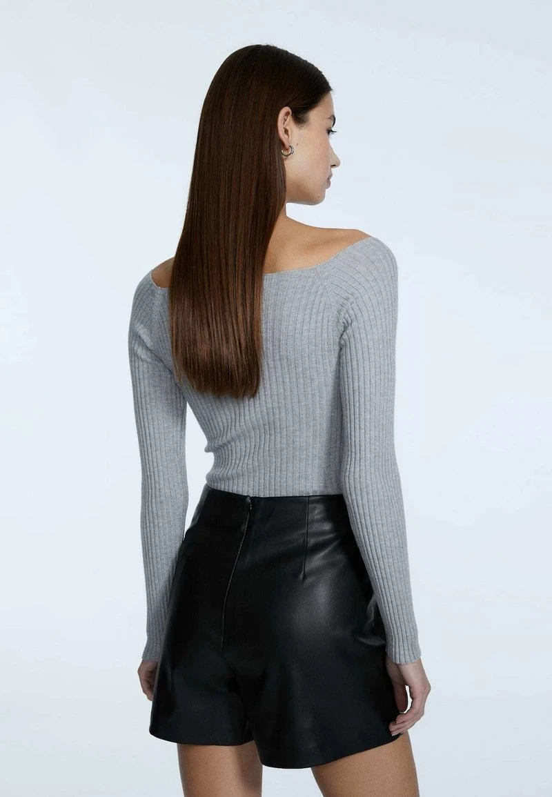 Stradivarius Shorts - Black 3 Stradivarius Shorts - Black – Bild 3