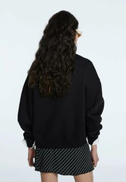 Stradivarius BASIC - Sweatshirt - Black 8 Stradivarius BASIC - Sweatshirt - Black -Stradivarius Deutschland Verkaufs-Shop 97ded34ac54d47b48f2bbea551308565