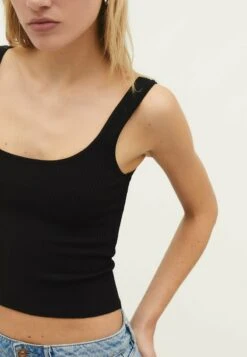 Stradivarius STRAPPY - Top - Black 9 Stradivarius STRAPPY - Top - Black -Stradivarius Deutschland Verkaufs-Shop 9d1cc85049894ca6bc8e55eeae2e0be4