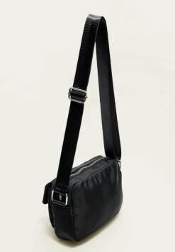 Stradivarius FABRIC WITH BUCKLE - Umhängetasche - Black 9 Stradivarius FABRIC WITH BUCKLE - Umhängetasche - Black -Stradivarius Deutschland Verkaufs-Shop 9e8ef445d9194c0690dbdecc9833b9cf