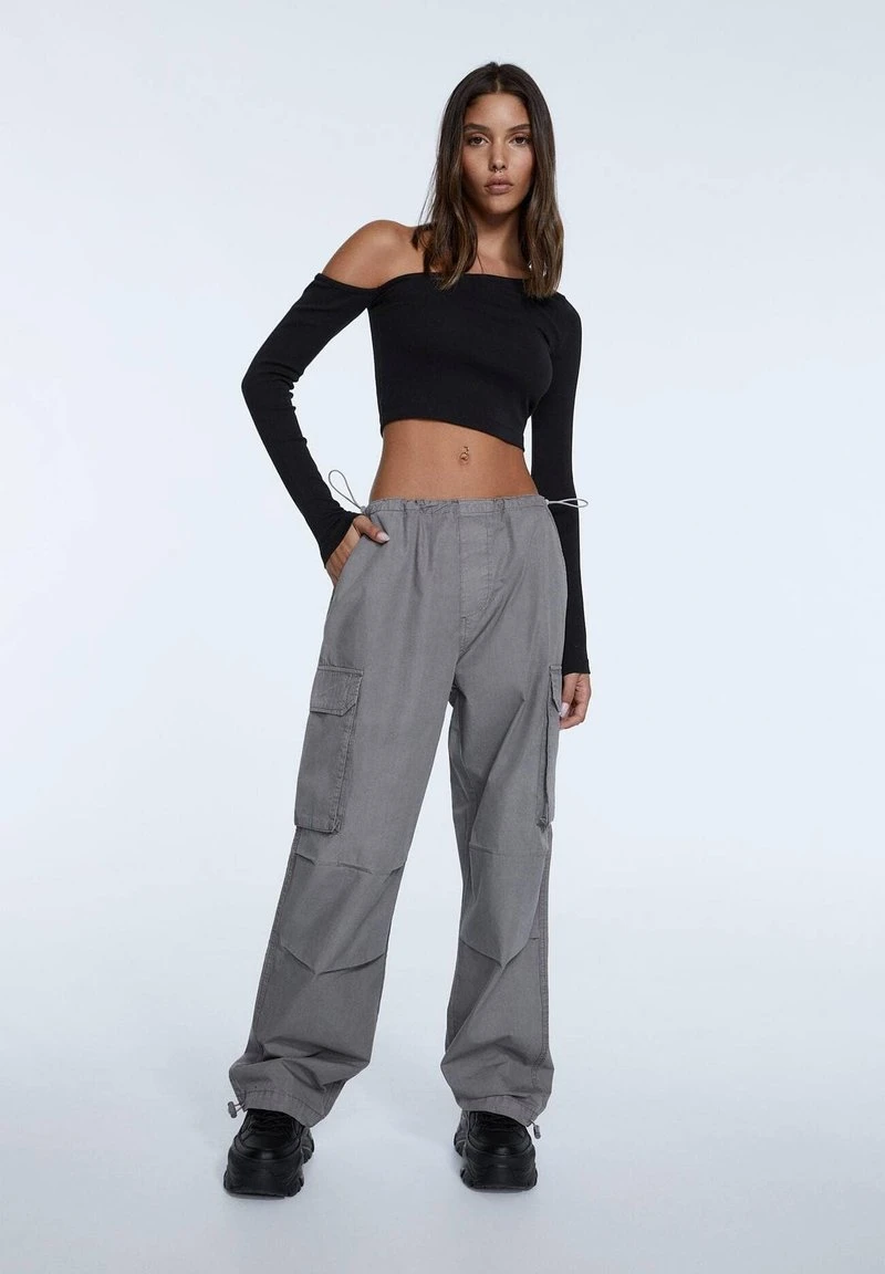 Stradivarius PARACHUTE - Cargohose - Light Grey 2 Stradivarius PARACHUTE - Cargohose - Light Grey – Bild 2