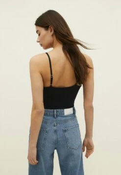 Stradivarius WITH STRAPS - Body - Black 8 Stradivarius WITH STRAPS - Body - Black -Stradivarius Deutschland Verkaufs-Shop 9f8a6f7a583f4a8d8e42c85611a3cf91