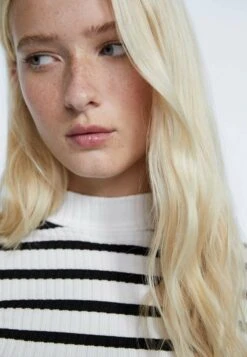 Stradivarius MIT STEHKRAGEN - Strickpullover - White 9 Stradivarius MIT STEHKRAGEN - Strickpullover - White -Stradivarius Deutschland Verkaufs-Shop 9fb95d5557d0492e864fa96f1236a898