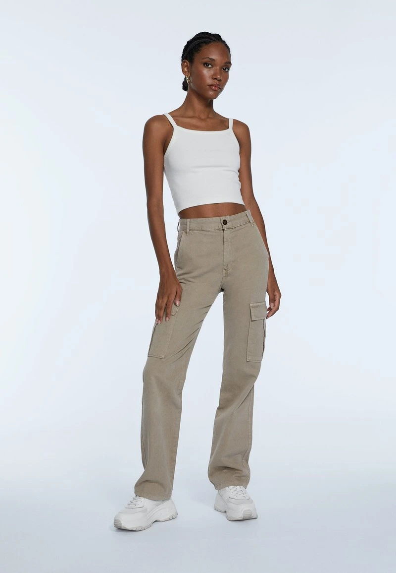 Stradivarius Cargohose - Beige 2 Stradivarius Cargohose - Beige – Bild 2