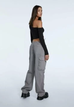 Stradivarius PARACHUTE - Cargohose - Light Grey 8 Stradivarius PARACHUTE - Cargohose - Light Grey -Stradivarius Deutschland Verkaufs-Shop a113c4367b0847958022dc5411827d09