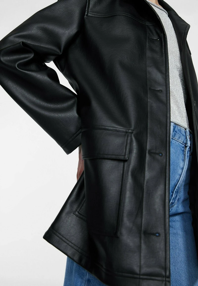 Stradivarius Kurzmantel - Black 4 Stradivarius Kurzmantel - Black – Bild 4