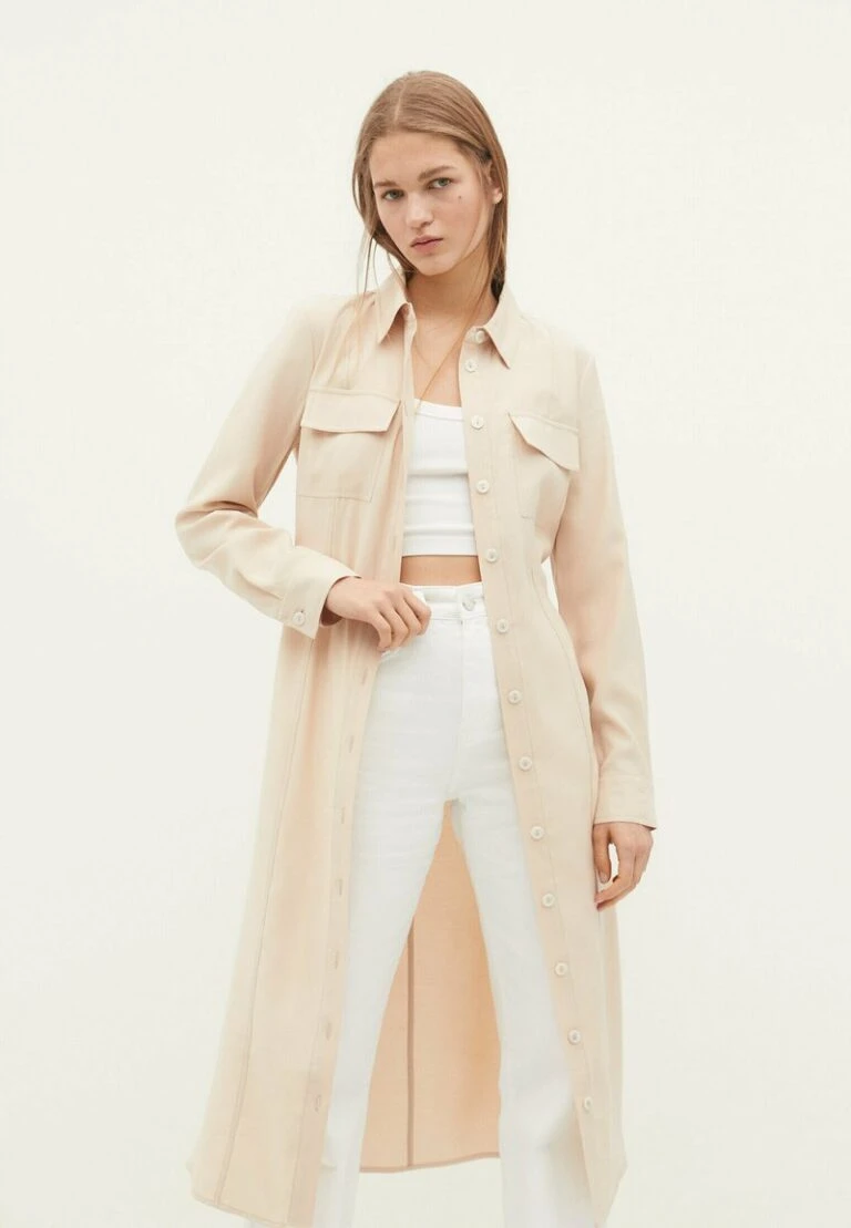 Stradivarius Deutschland Verkaufs-Shop -Stradivarius Deutschland Verkaufs-Shop a65650e892aa4a11882946fbb7c0cbeb 768x1109 1