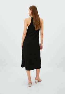 Stradivarius NECKHOLDER - Strickkleid - Black -Stradivarius Deutschland Verkaufs-Shop a73112a4417c4b1b8d9f2edb2f882b20
