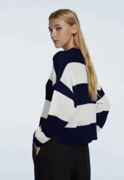 Stradivarius MIT STREIFEN - Strickpullover - Dark Blue 8 Stradivarius MIT STREIFEN - Strickpullover - Dark Blue -Stradivarius Deutschland Verkaufs-Shop a7eb671a87f04587970e9c896b533625