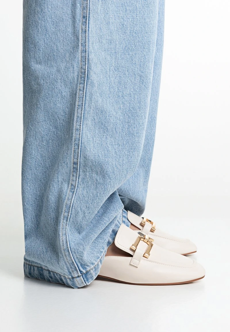 Stradivarius OFFENER - Pantolette Flach - Offwhite 1 Stradivarius OFFENER - Pantolette Flach - Offwhite