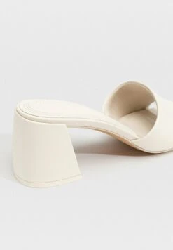 Stradivarius WITH KNOT DETAIL - Pantolette Hoch - Off White -Stradivarius Deutschland Verkaufs-Shop a895b2e2250e4491840003d8c6668da8