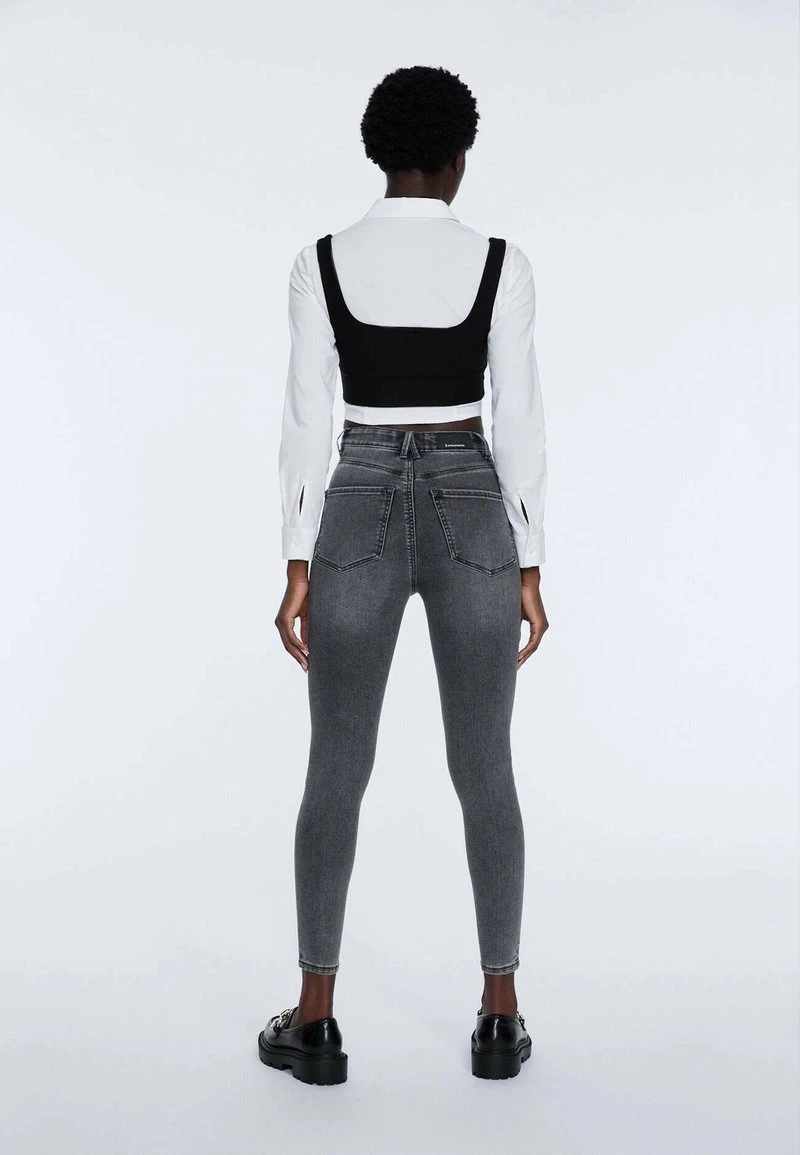 Stradivarius MIT SEHR HOHEM BUND - Jeans Skinny Fit - Light Grey 3 Stradivarius MIT SEHR HOHEM BUND - Jeans Skinny Fit - Light Grey – Bild 3