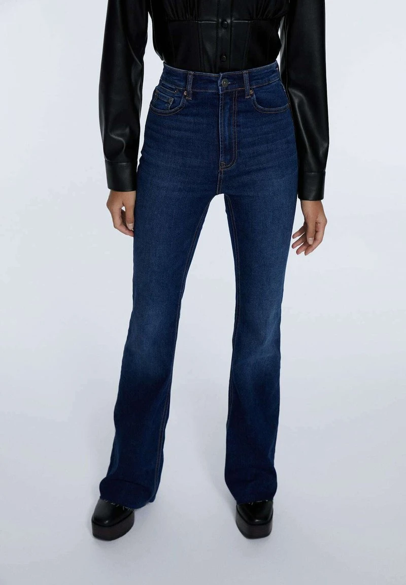 Stradivarius Jeans Bootcut - Dark Blue 1 Stradivarius Jeans Bootcut - Dark Blue