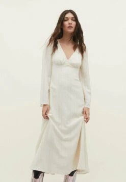 Stradivarius WITH LACE-UP BACK - Freizeitkleid - Beige