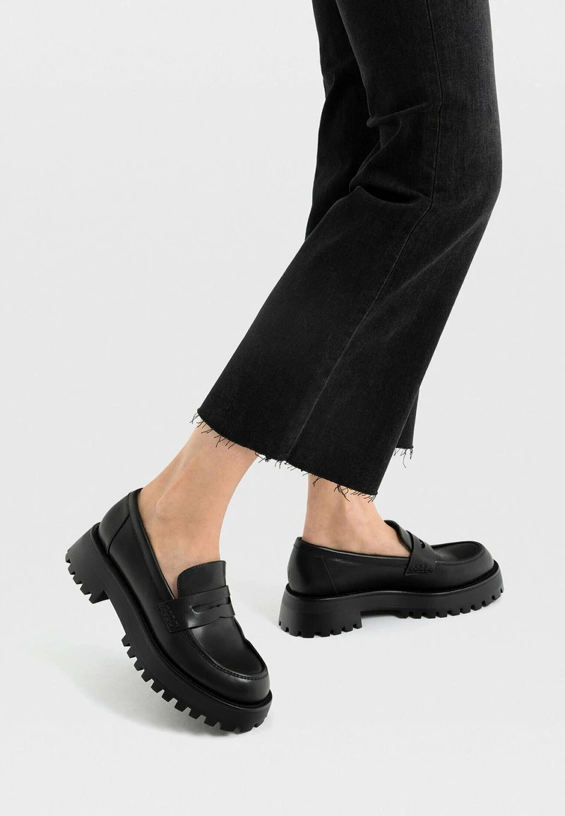 Stradivarius WIDE - Slipper - Black 1 Stradivarius WIDE - Slipper - Black