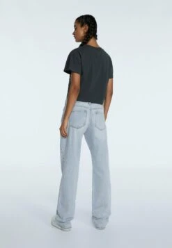 Stradivarius IM FIT - Jeans Straight Leg - Light Blue Denim 8 Stradivarius IM FIT - Jeans Straight Leg - Light Blue Denim -Stradivarius Deutschland Verkaufs-Shop b517316b512740328c9c66ab14f2ef8f