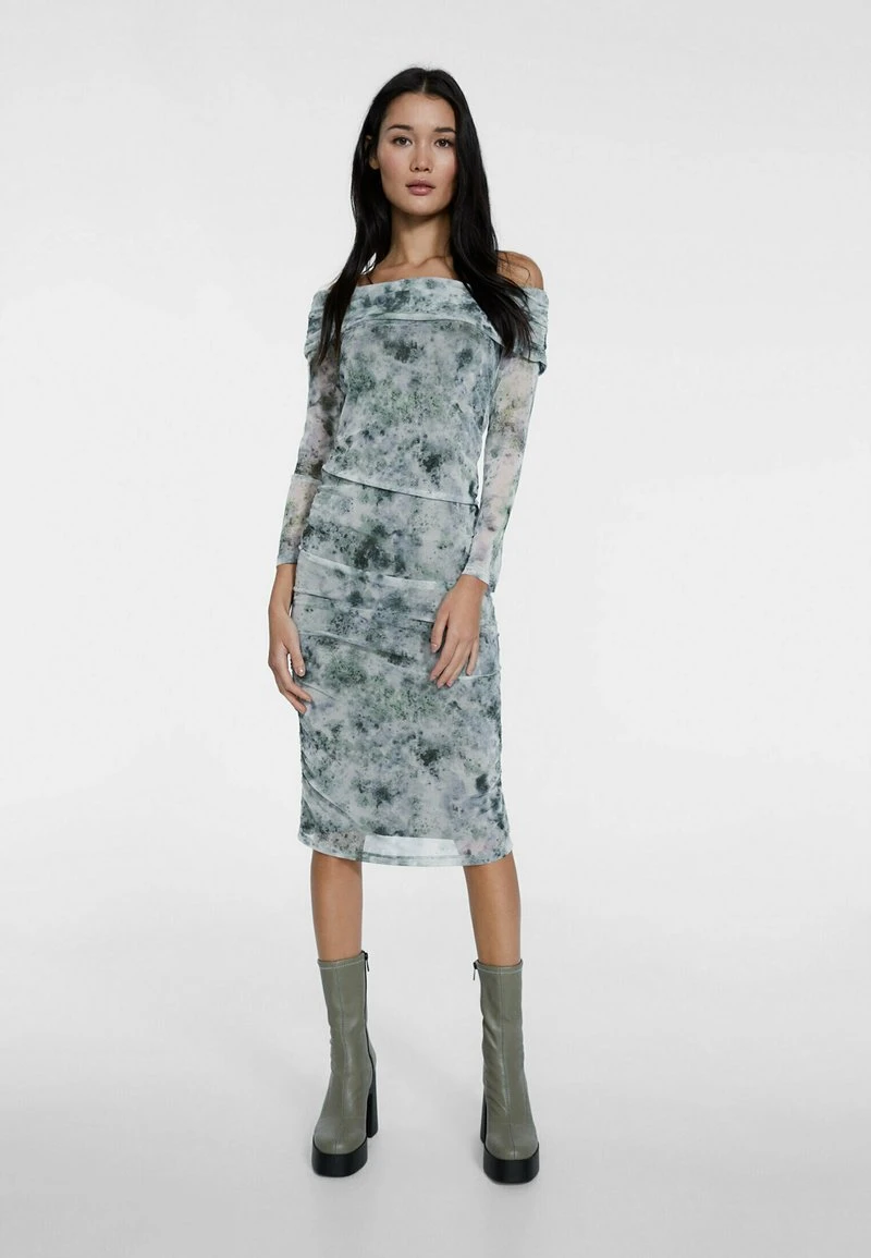 Stradivarius Etuikleid - Khaki 2 Stradivarius Etuikleid - Khaki – Bild 2