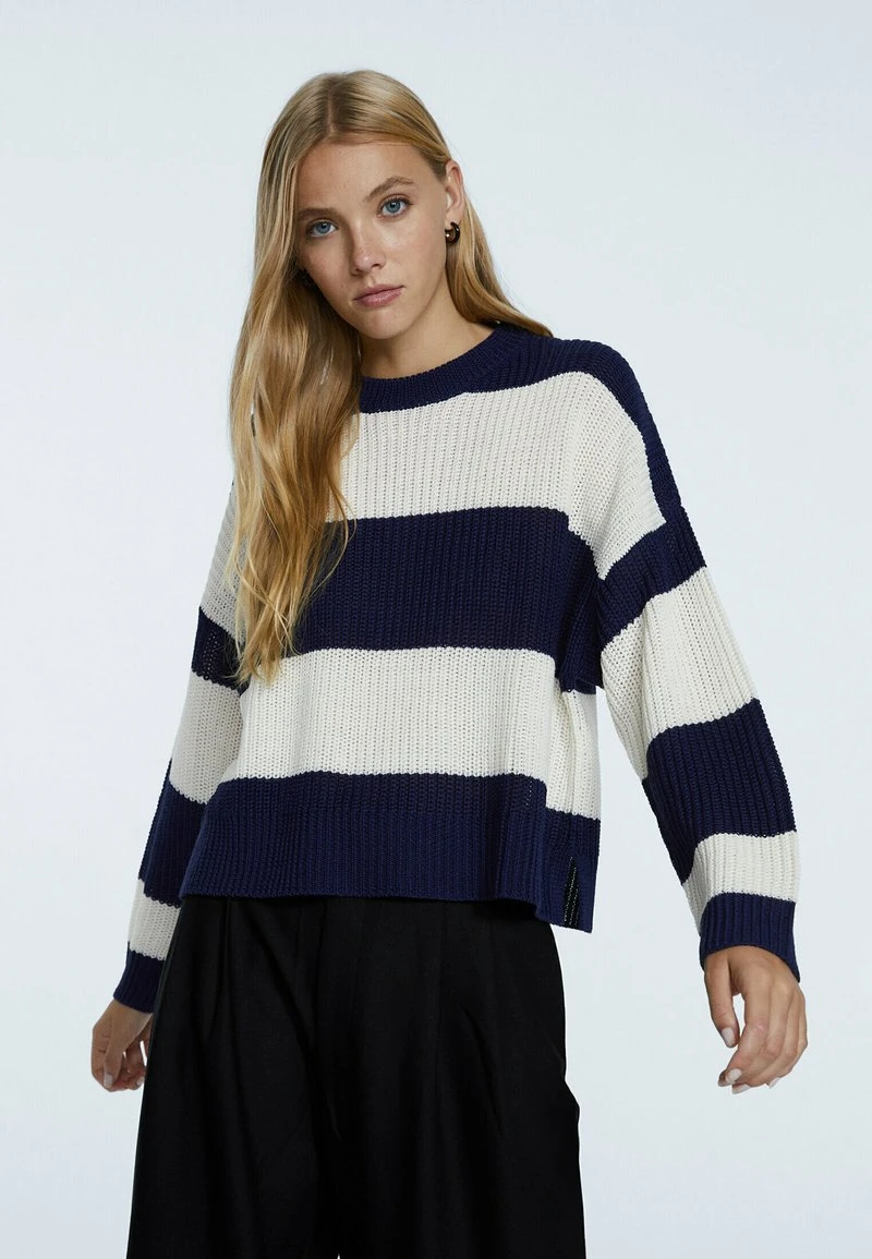 Stradivarius MIT STREIFEN - Strickpullover - Dark Blue 1 Stradivarius MIT STREIFEN - Strickpullover - Dark Blue