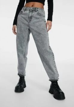 Stradivarius MID-RISE MOM - Jeans Straight Leg - Black Denim