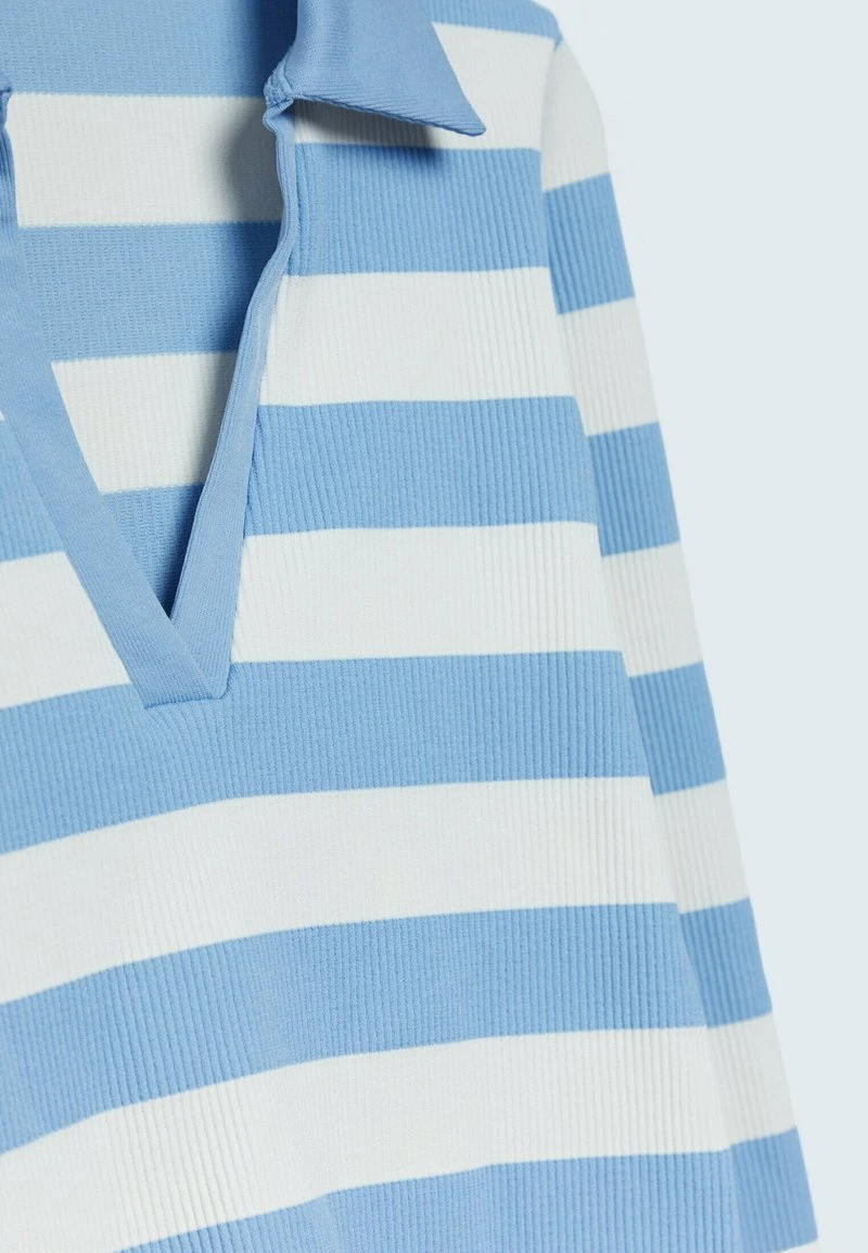 Stradivarius STRIPED SEAMLESS - Poloshirt - Royal Blue 6 Stradivarius STRIPED SEAMLESS - Poloshirt - Royal Blue – Bild 6