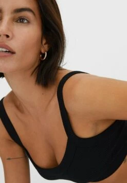 Stradivarius NAHTLOSES BRALETTE - Top - Black 9 Stradivarius NAHTLOSES BRALETTE - Top - Black -Stradivarius Deutschland Verkaufs-Shop ba8497544216475fb61191841953fb65