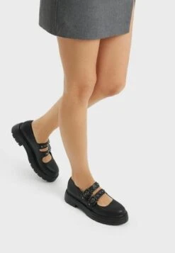 Stradivarius MIT PROFILSOHLE UND SCHNALLEN - Slipper - Black 11 Stradivarius MIT PROFILSOHLE UND SCHNALLEN - Slipper - Black -Stradivarius Deutschland Verkaufs-Shop bb8af68f2355467b9c7166e4950f52a9