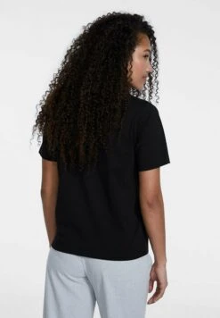 Stradivarius EMBROIDERED - T-Shirt Print - Black 8 Stradivarius EMBROIDERED - T-Shirt Print - Black -Stradivarius Deutschland Verkaufs-Shop bb8b5e10dc874659b4b92cfe51930e94