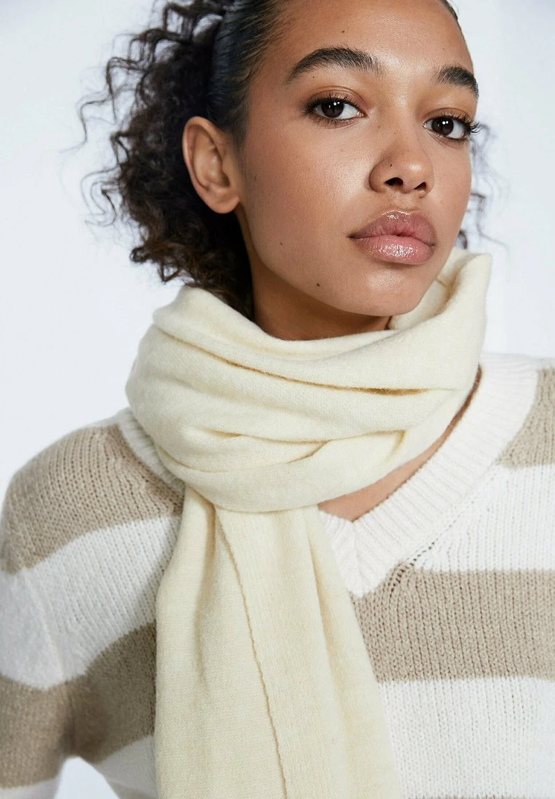 Stradivarius Schal - Off White 2 Stradivarius Schal - Off White – Bild 2