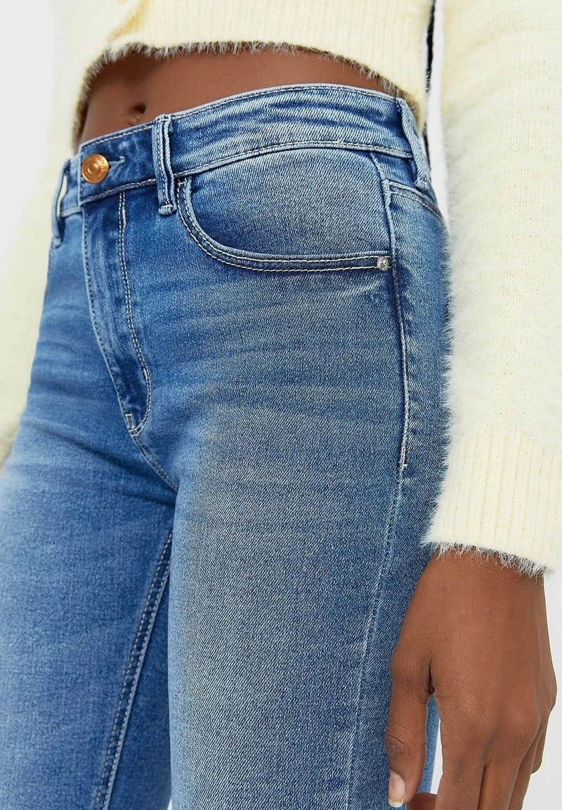 Stradivarius Jeans Skinny Fit - Mottled Light Blue 4 Stradivarius Jeans Skinny Fit - Mottled Light Blue – Bild 4