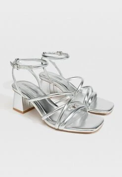 Stradivarius Riemensandalette - Silver Coloured 8 Stradivarius Riemensandalette - Silver Coloured -Stradivarius Deutschland Verkaufs-Shop c08abef45afe47d8acd7f659167f6bc7