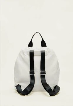 Stradivarius WANDELBARER - Tagesrucksack - Off White 9 Stradivarius WANDELBARER - Tagesrucksack - Off White -Stradivarius Deutschland Verkaufs-Shop c1fbbf87e32a4084b669ec3fde163c18