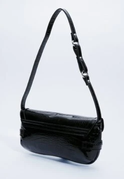 Stradivarius MIT SCHNALLE 03623301 - Handtasche - Black 9 Stradivarius MIT SCHNALLE 03623301 - Handtasche - Black -Stradivarius Deutschland Verkaufs-Shop c780768ecb54466684fba20fad297f3a