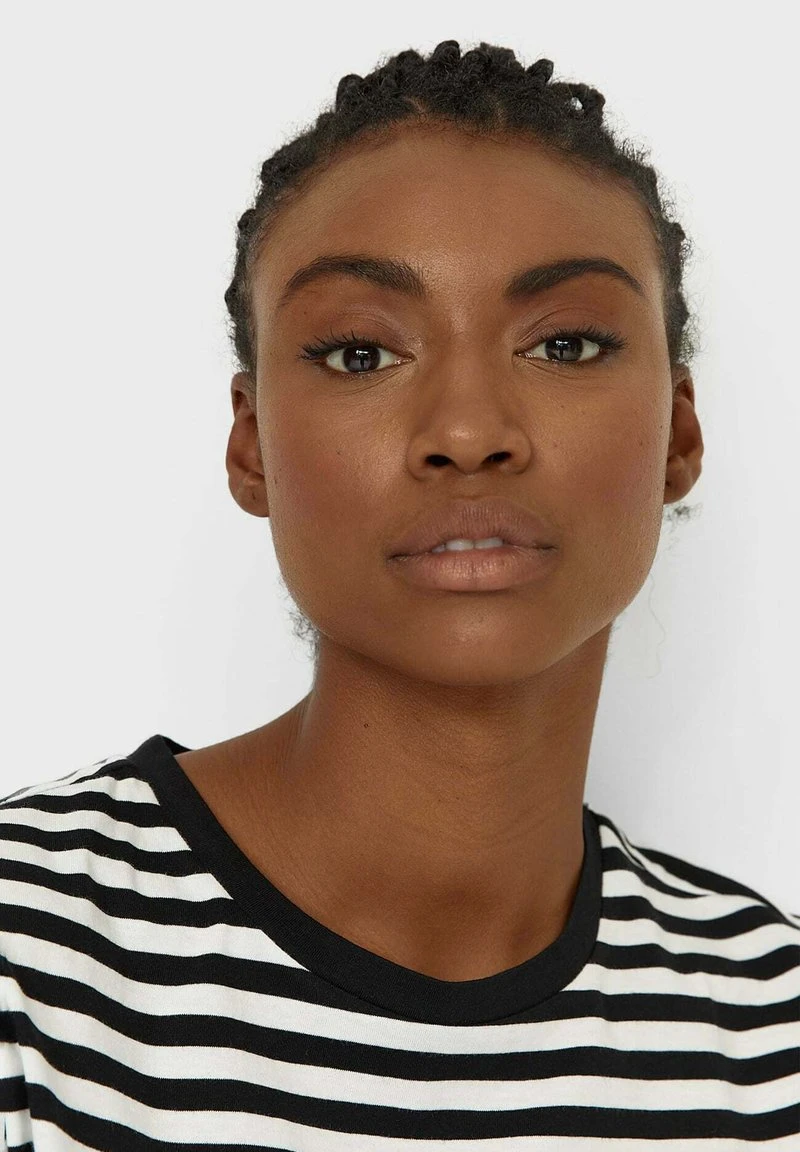 Stradivarius T-Shirt Print - Black 4 Stradivarius T-Shirt Print - Black – Bild 4