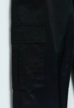 Stradivarius WITH PARACHUTE - Cargohose - Black 11 Stradivarius WITH PARACHUTE - Cargohose - Black -Stradivarius Deutschland Verkaufs-Shop ca7eacace4b74acd87f4187982cf4ab2