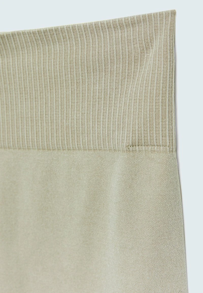 Stradivarius FADED EFFECT CYCLING - Shorts - Light Brown 6 Stradivarius FADED EFFECT CYCLING - Shorts - Light Brown – Bild 6