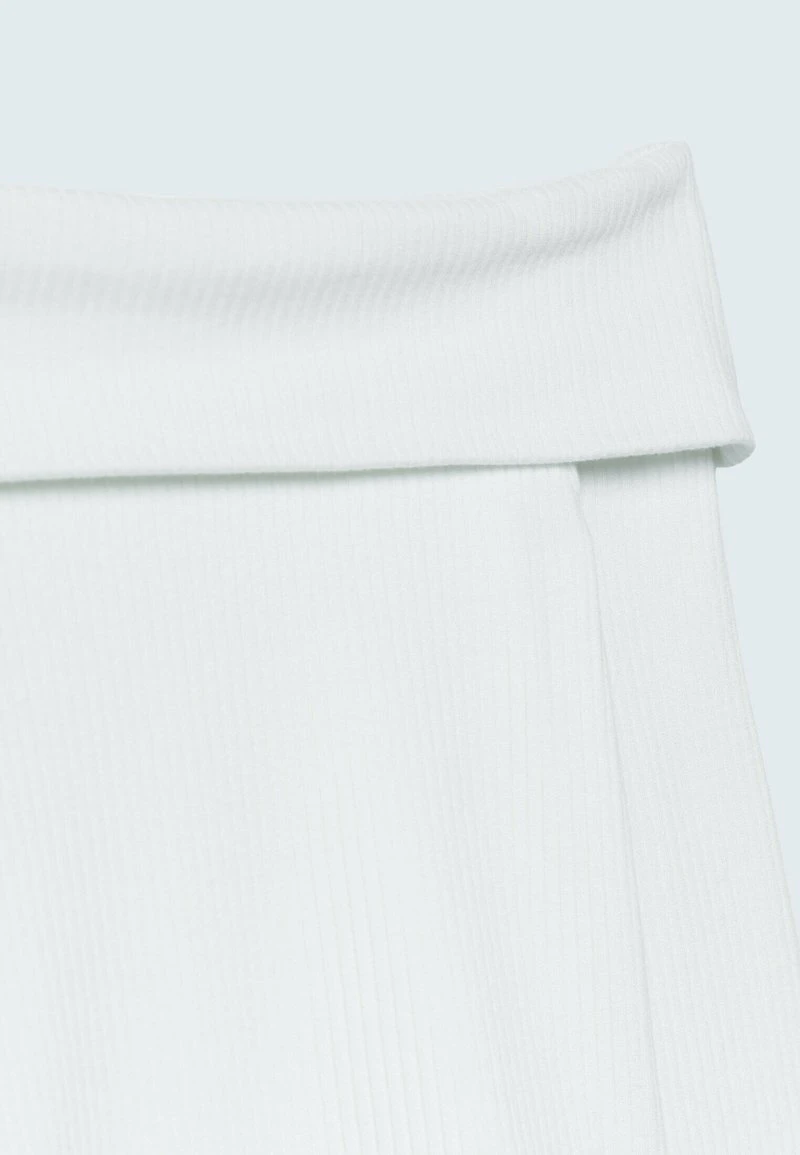 Stradivarius MIT CARMEN-AUSSCHNITT - Langarmshirt - Off White 6 Stradivarius MIT CARMEN-AUSSCHNITT - Langarmshirt - Off White – Bild 6