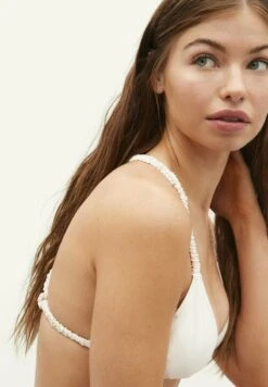 Stradivarius WITH SCRUNCHIE DETAIL - Bikini-Top - Beige -Stradivarius Deutschland Verkaufs-Shop cf6946d1730446bd8319c47aa66c2c53