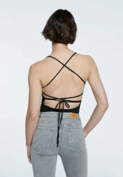 Stradivarius MIT RAFFUNG - Top - Black -Stradivarius Deutschland Verkaufs-Shop d08a3dc5a5c14aa19afd6d1b64bb869c