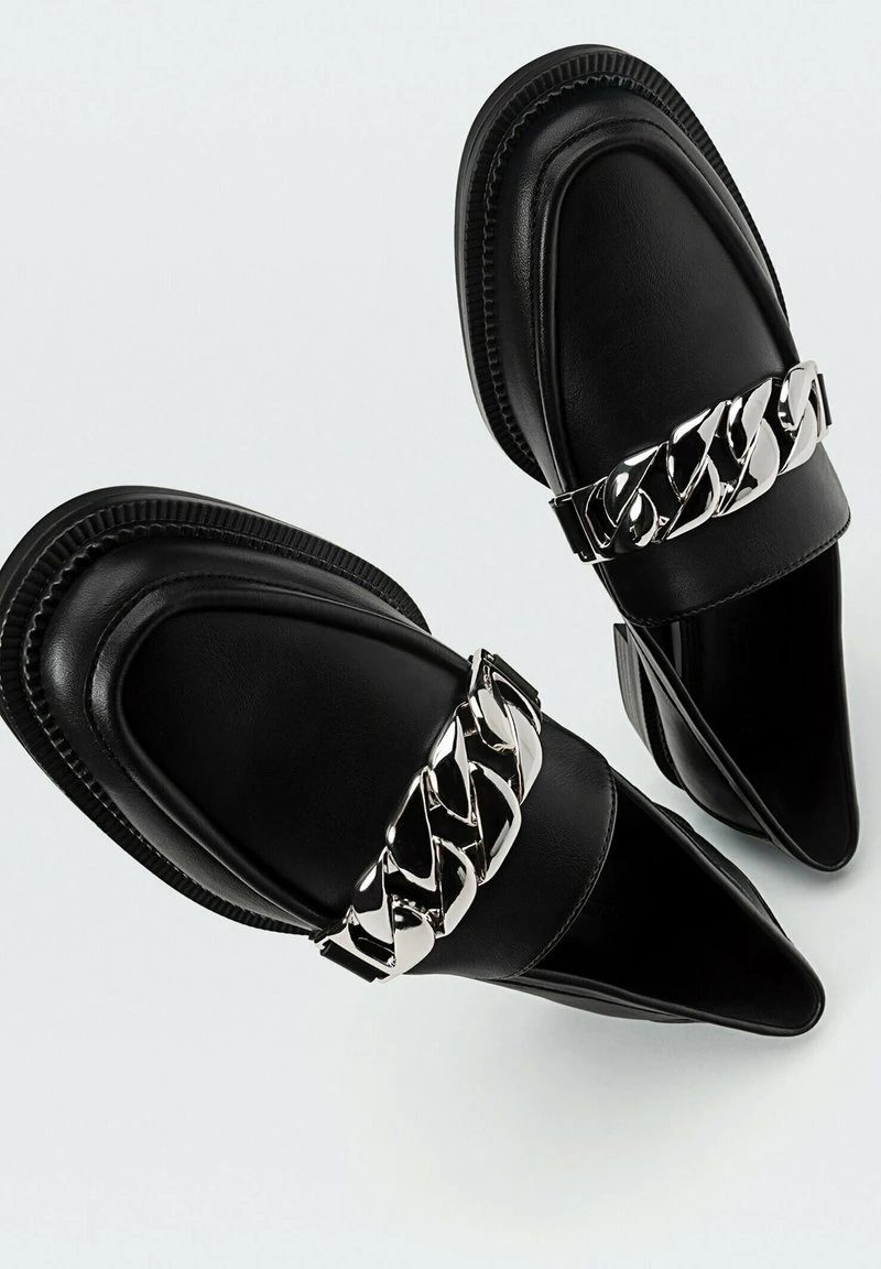 Stradivarius MIT KETTE - Mokassin - Black 5 Stradivarius MIT KETTE - Mokassin - Black – Bild 5