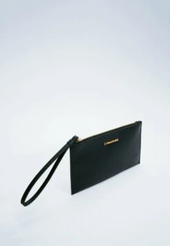 Stradivarius FLACHER MIT GRIFF - Geldbörse - Black 9 Stradivarius FLACHER MIT GRIFF - Geldbörse - Black -Stradivarius Deutschland Verkaufs-Shop d1f258292bc24c0787f7c068576f6a9f