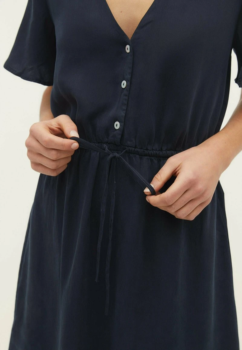 Stradivarius SHORT - Freizeitkleid - Dark Blue 4 Stradivarius SHORT - Freizeitkleid - Dark Blue – Bild 4