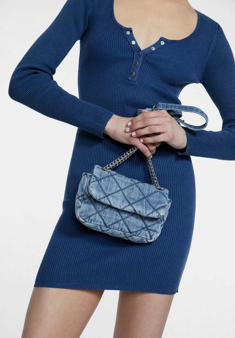 Stradivarius SMALL - Umhängetasche - Light Blue 2 Stradivarius SMALL - Umhängetasche - Light Blue – Bild 2