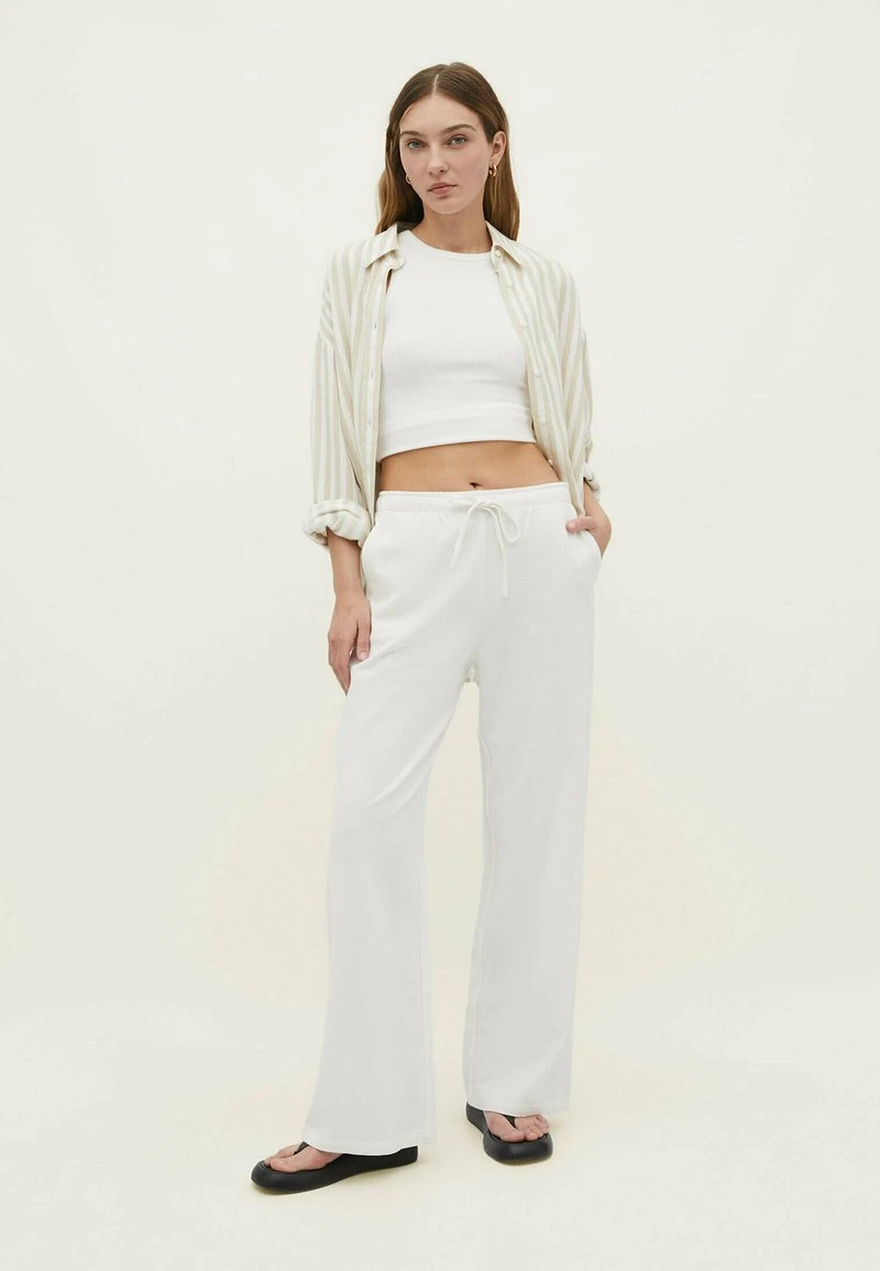 Stradivarius LONG FLOWING RUSTIC - Stoffhose - Off White 2 Stradivarius LONG FLOWING RUSTIC - Stoffhose - Off White – Bild 2