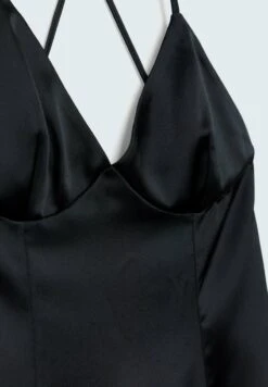 Stradivarius Cocktailkleid/festliches Kleid - Black 11 Stradivarius Cocktailkleid/festliches Kleid - Black -Stradivarius Deutschland Verkaufs-Shop d82537f578bd4e15ac7ace5a6e47e67a